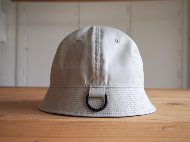 NO ROLL. DETOURS HAT / White-